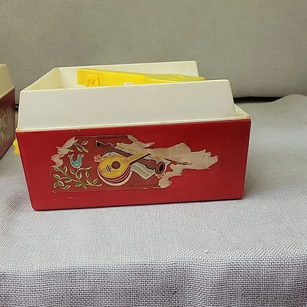 2 Fisher-Price Music Box- Record Players‎